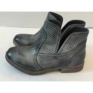 Women's Roan Gray Distressed Winter Fall Leather Ankle Boot Bootie Size 7.5